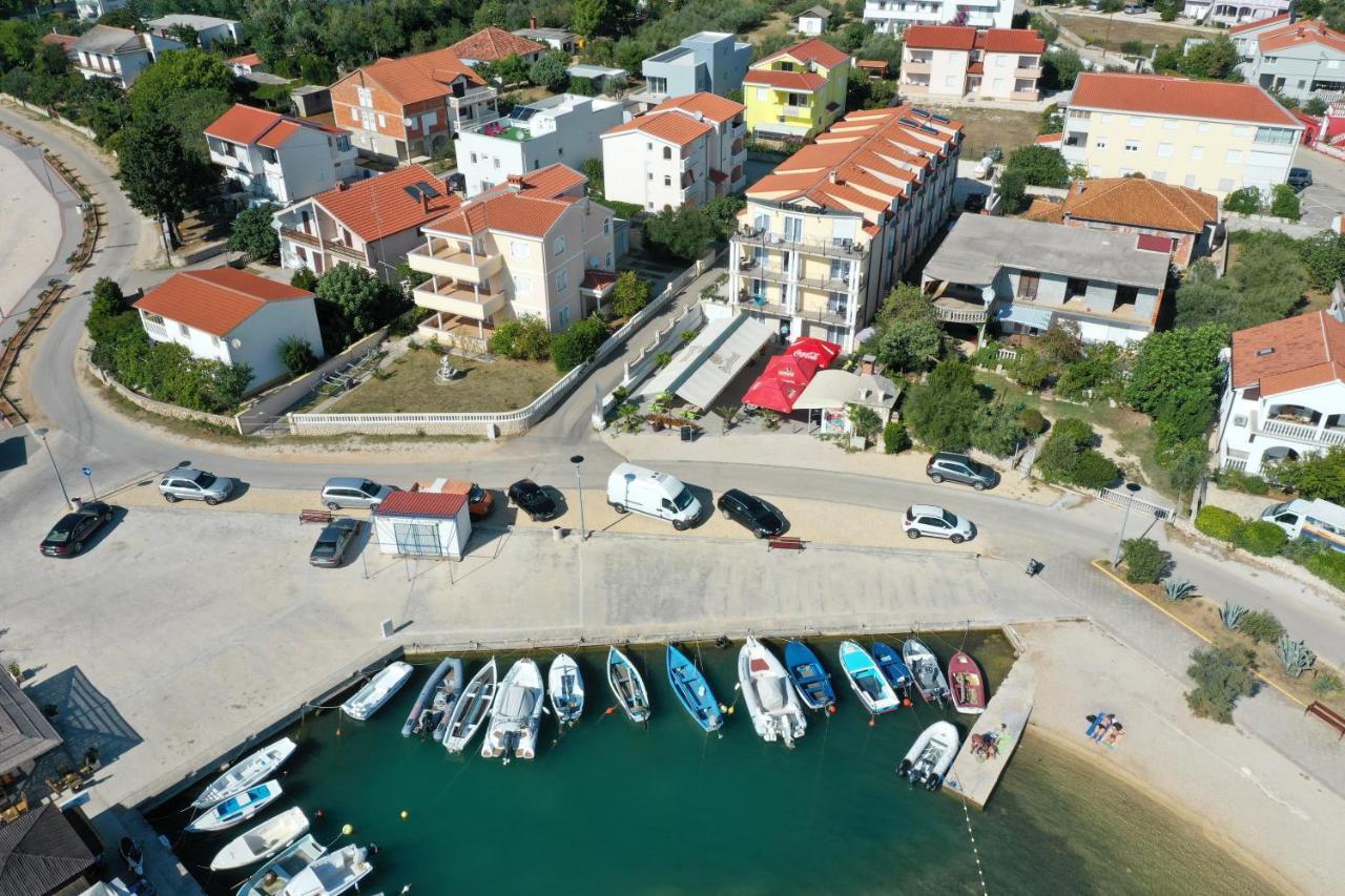 Hotel Beni Vrsi Extérieur photo